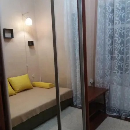 Nocleg ze śniadaniem Room *